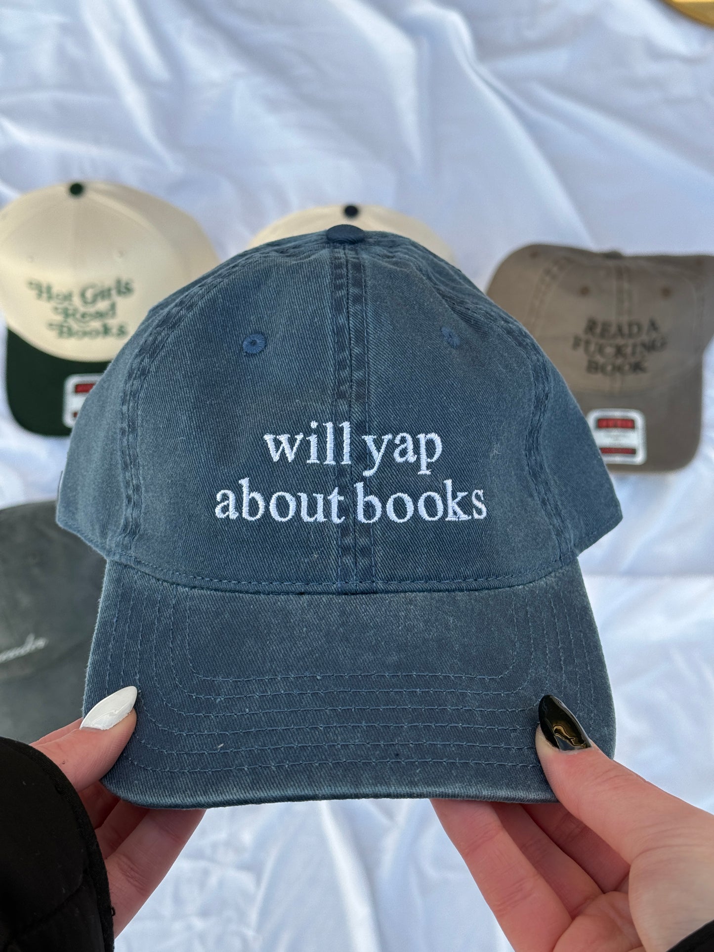 will yap about books hat
