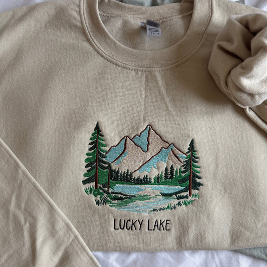 Lucky Lake Crewneck