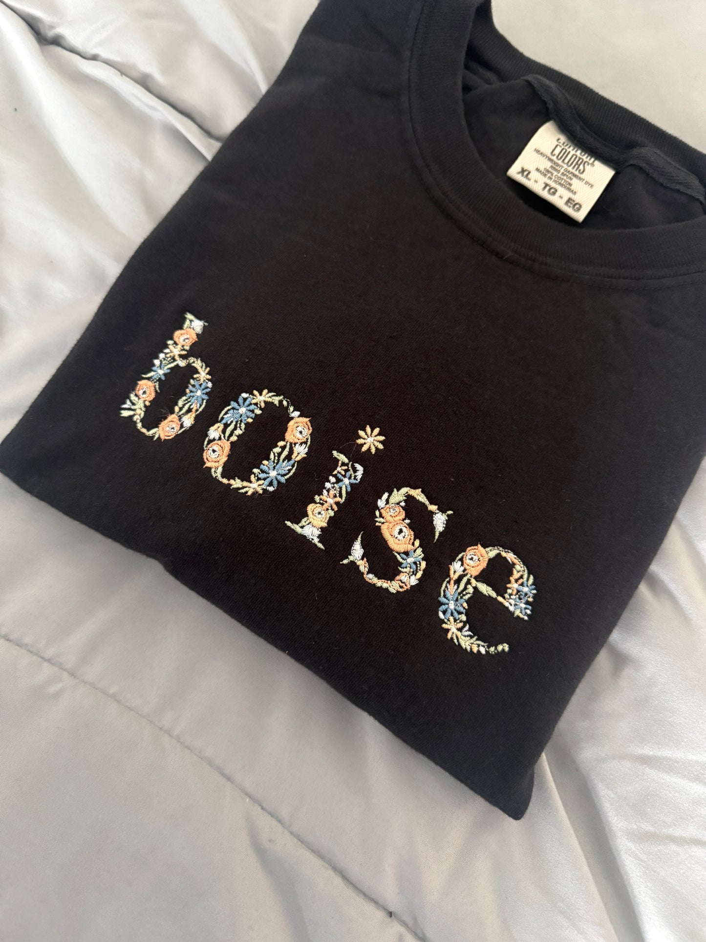 boise floral embroidered