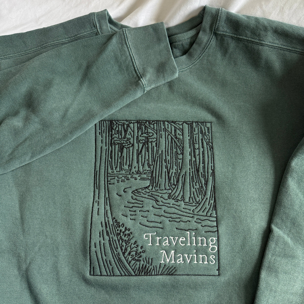 Traveling Mavins Crewneck